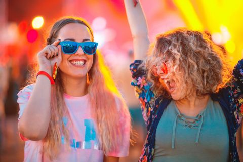 Festival Essentials You Actually Need (And The Bits You’ll Wish You Packed)🎡