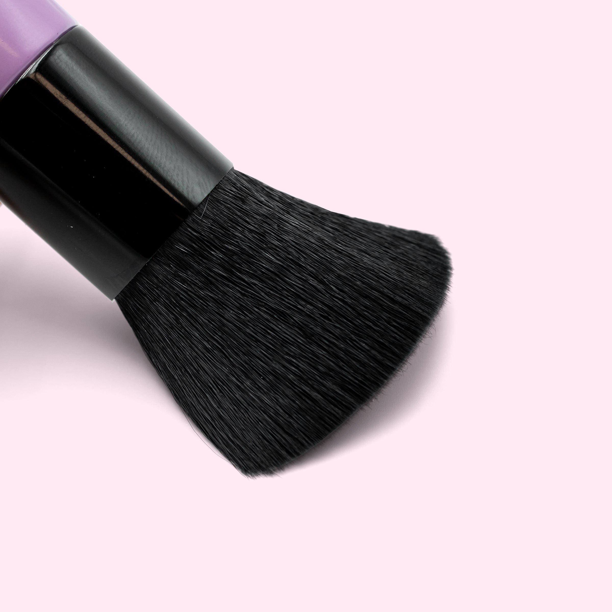 Kabuki Makeup Brush