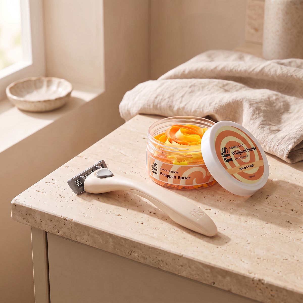 The Glide & Go Shave Gift Set