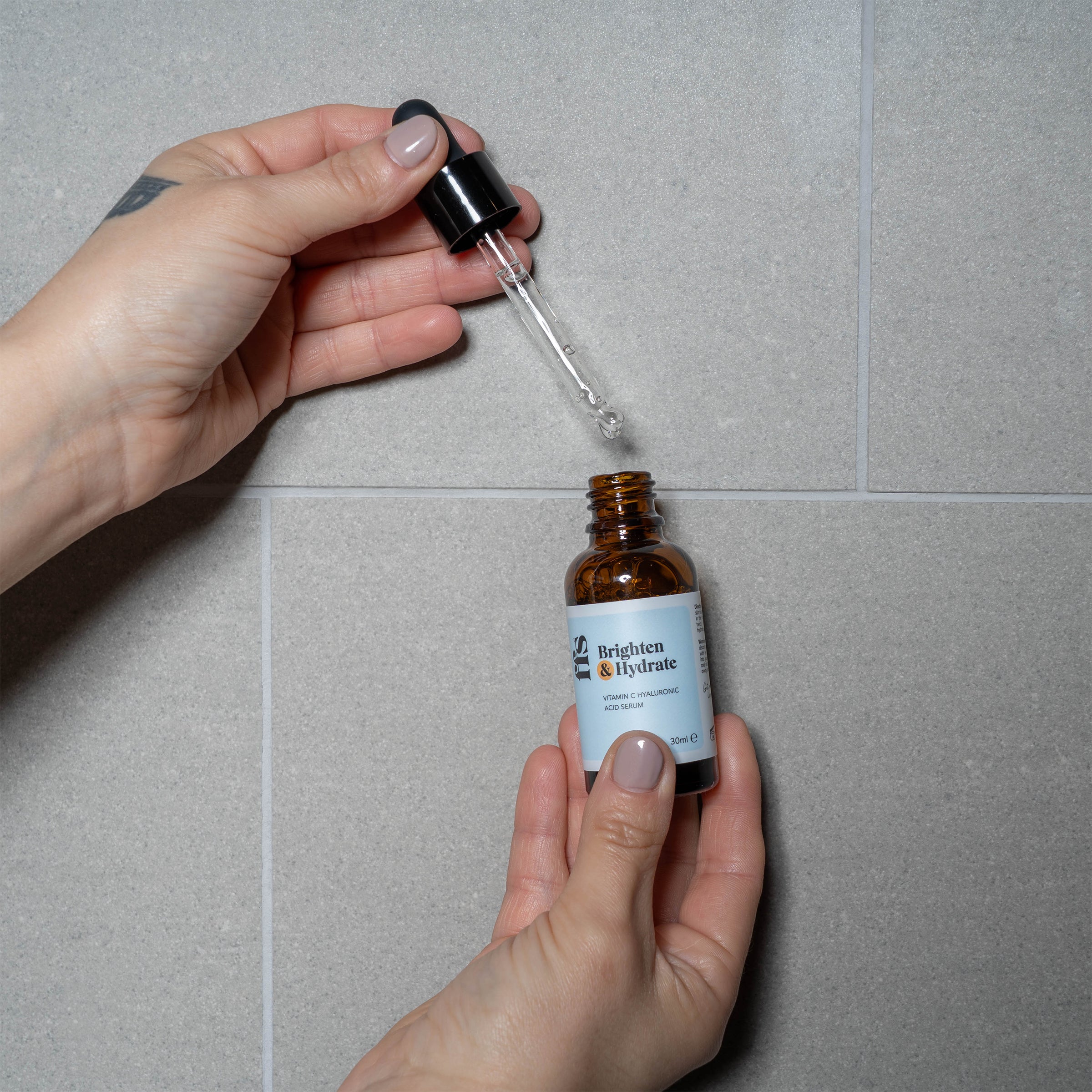 Brighten & Hydrate - Vitamin C & Hyaluronic Acid Serum - 10ml